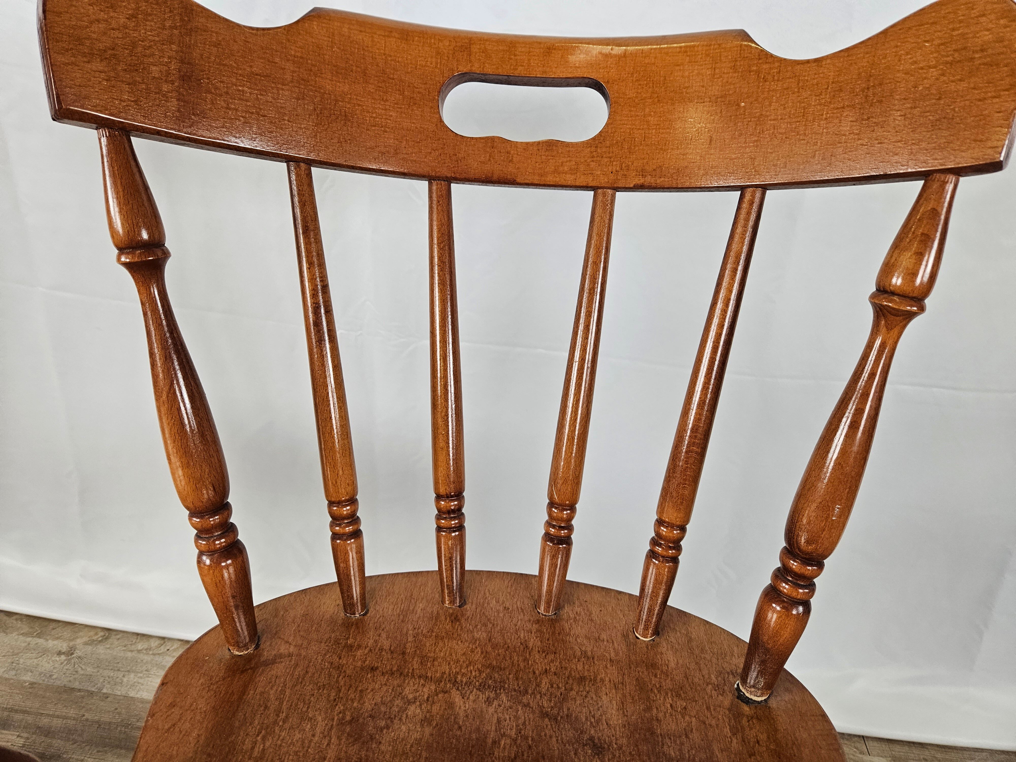 Set of 4 country style chairs, 80s