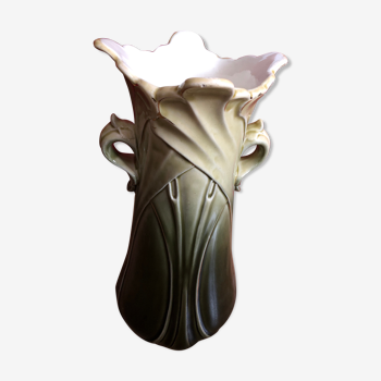 Vase de style art nouveau