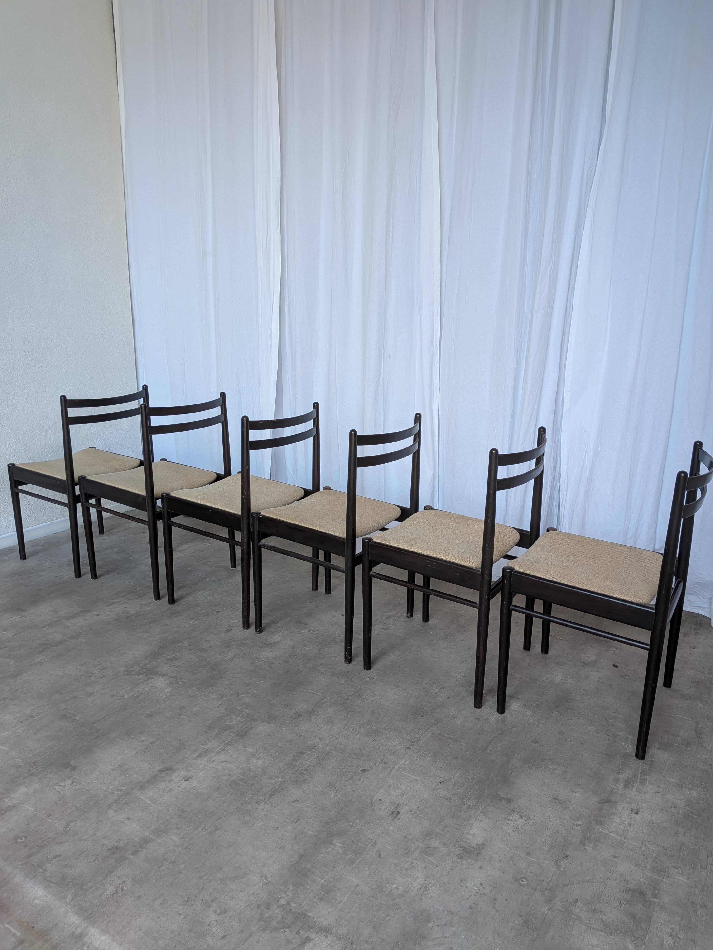 Ensemble de 6 chaises de salle à manger en bois de hêtre vintage / Style scandinave des années 50