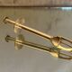 Silver metal crab type sugar clamp