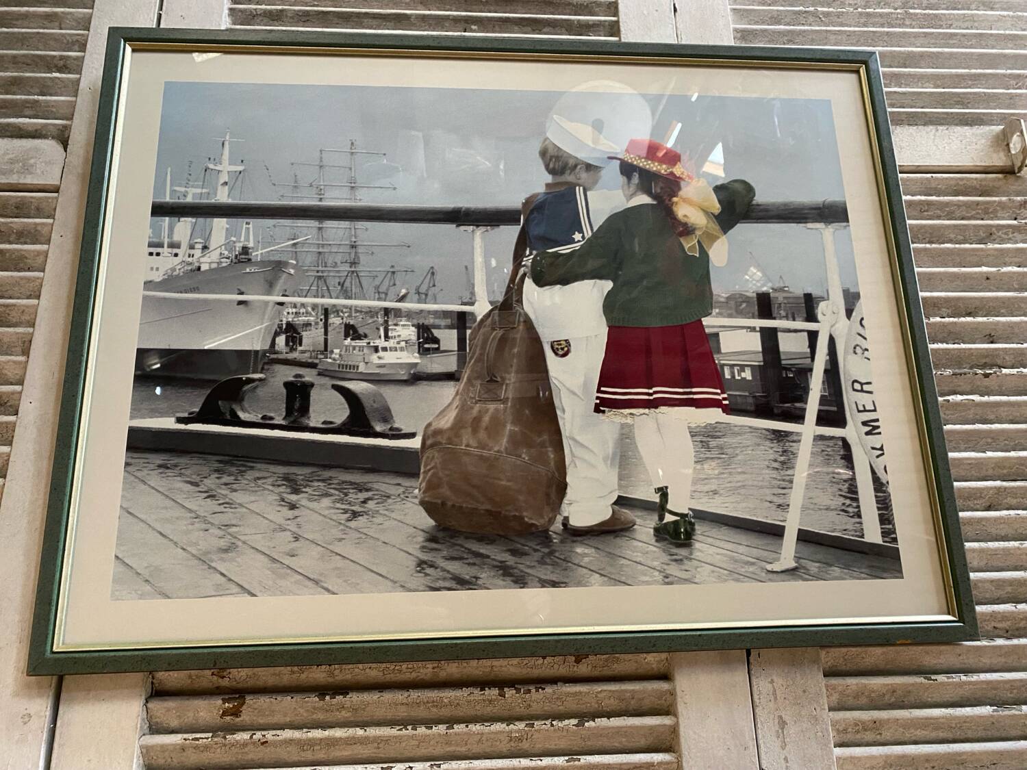 Old Color Print Sailor Children On The Naval Port + Green Wood Frame #B540