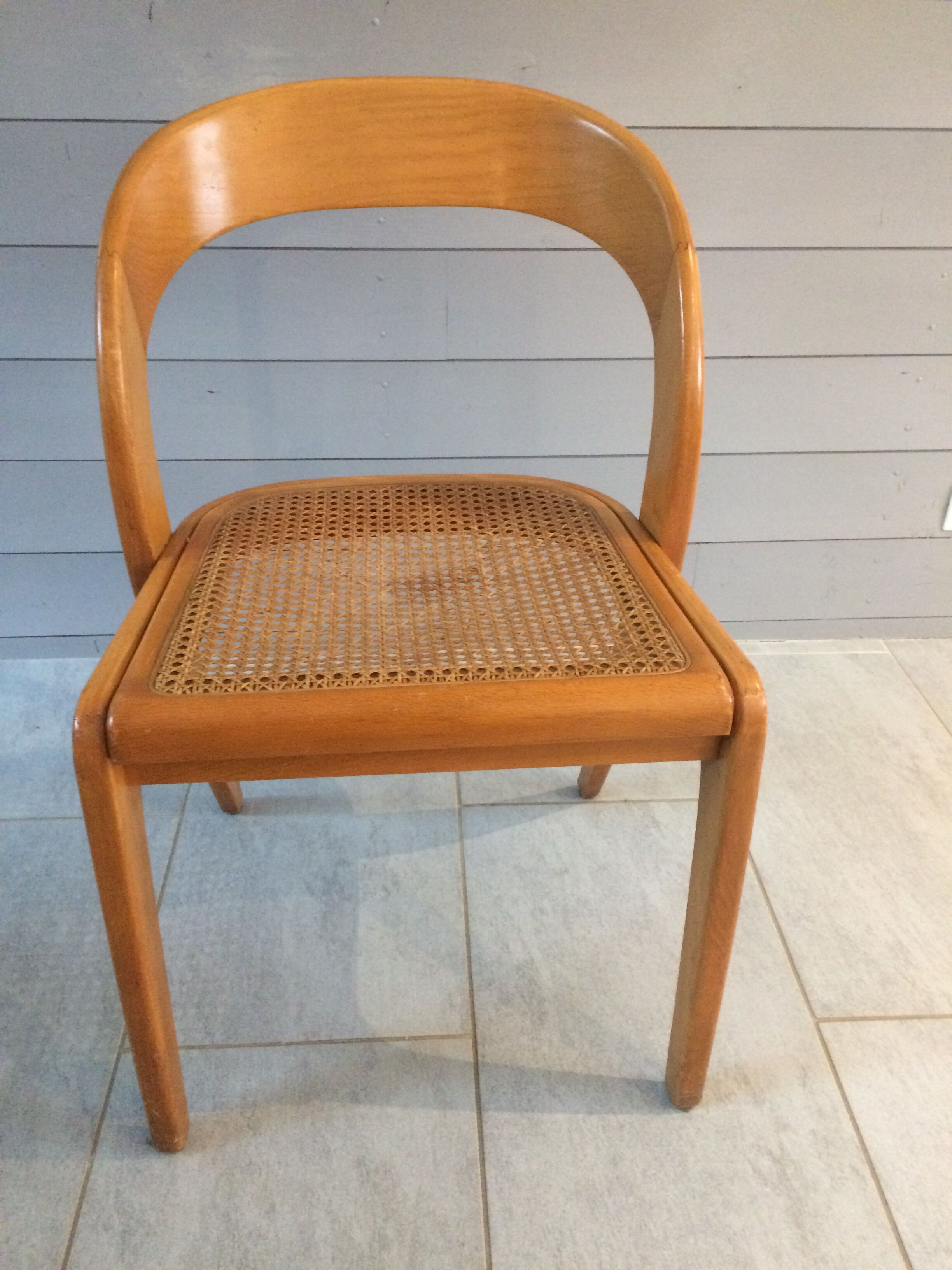 Set of 4 chairs tonneaux cannees