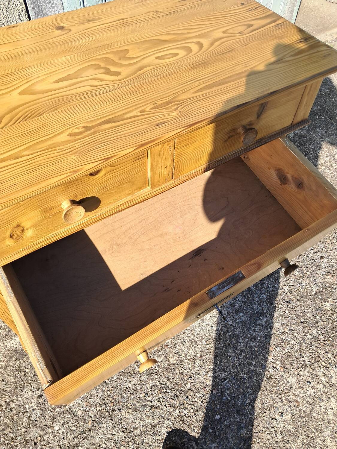 Fir chest of drawers