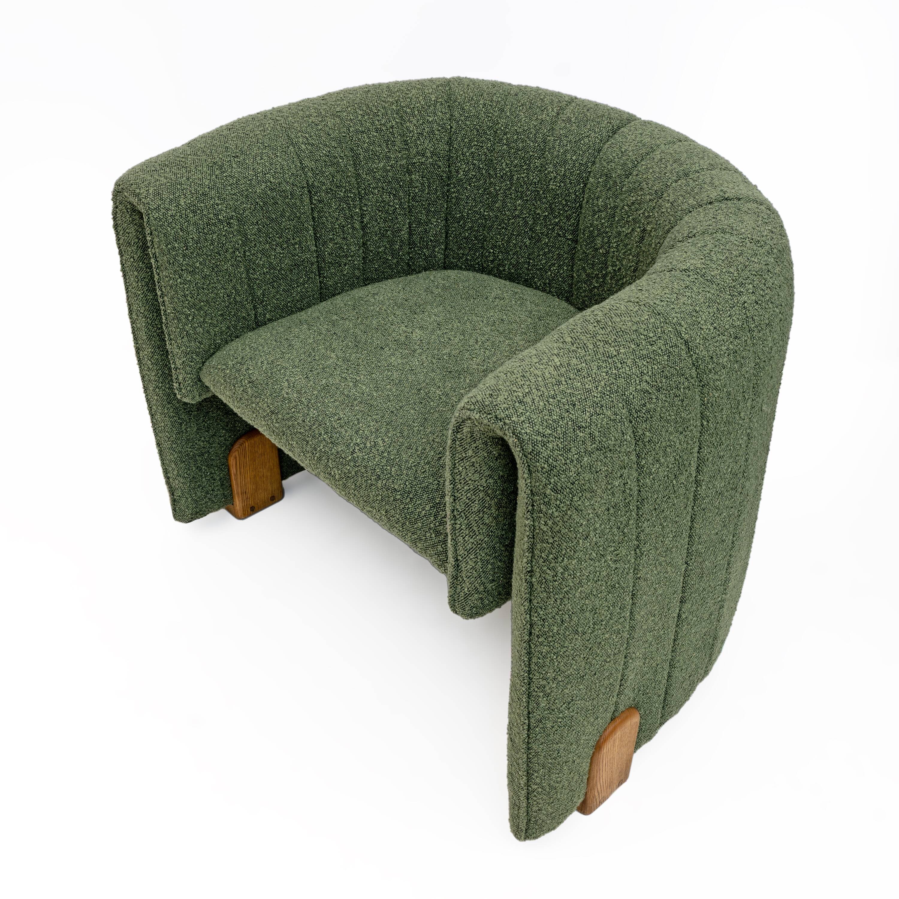 Pair of Italian Design Bouclè Armchairs