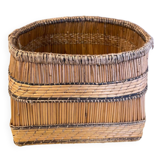 Cache pot ancien en paille tresse bi-colore forme carre