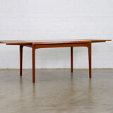Extendable table by Henning Kjærnulf for Vejle Stolefabrik