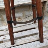 2 tabourets de bar en bois massif