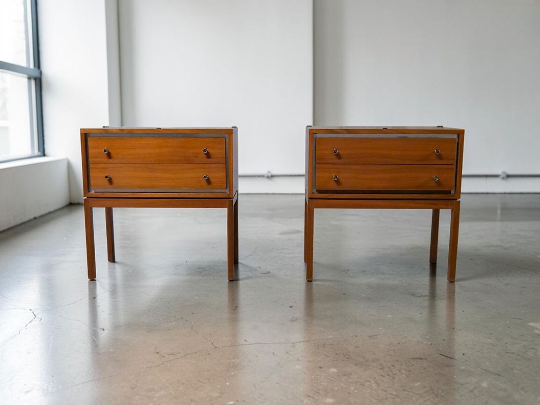 Scandinavian bedside table - Vintage 1960
