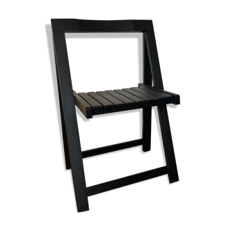 Foldable vintage chair