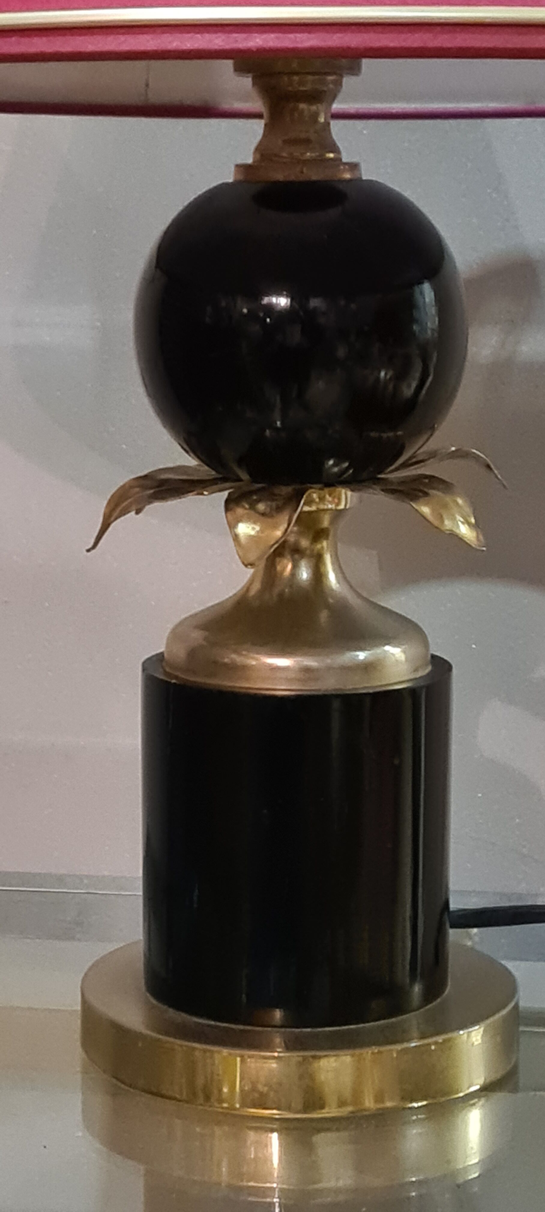 Deluxe lamp 1970, in the taste of p barber, lampshade gold edge on red font 44x30