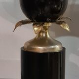 Lampe deluxe 1970 , dans le gout de p barbier , abat jour liseret or sur font rouge 44x30