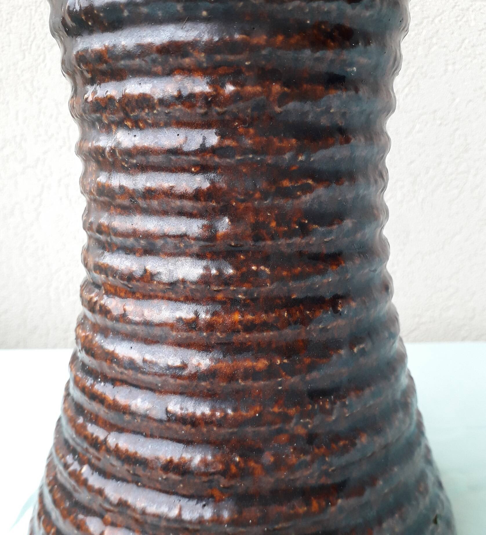 Vetter ceramic vase