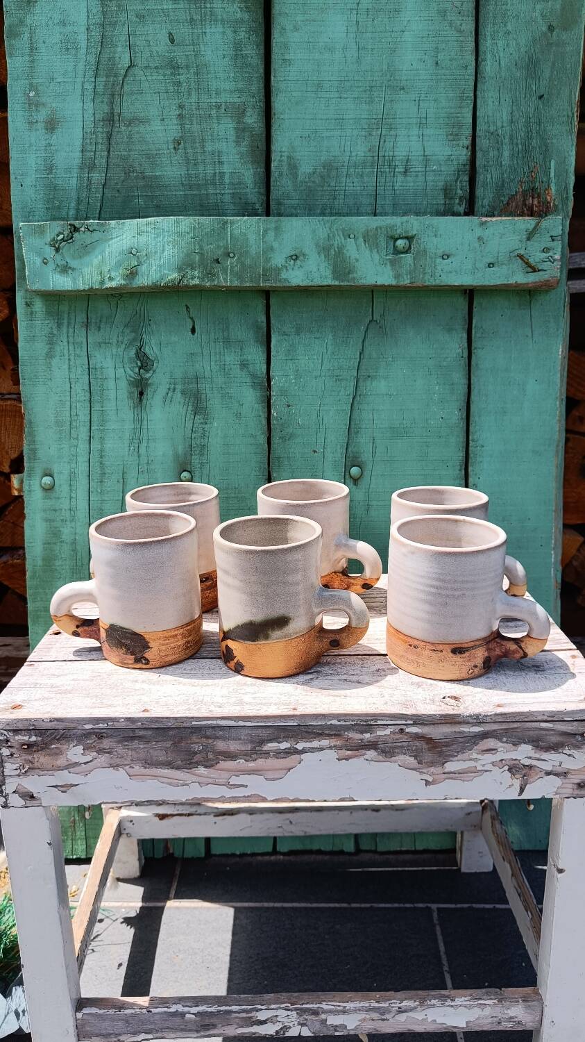 Colombier pottery ceramics