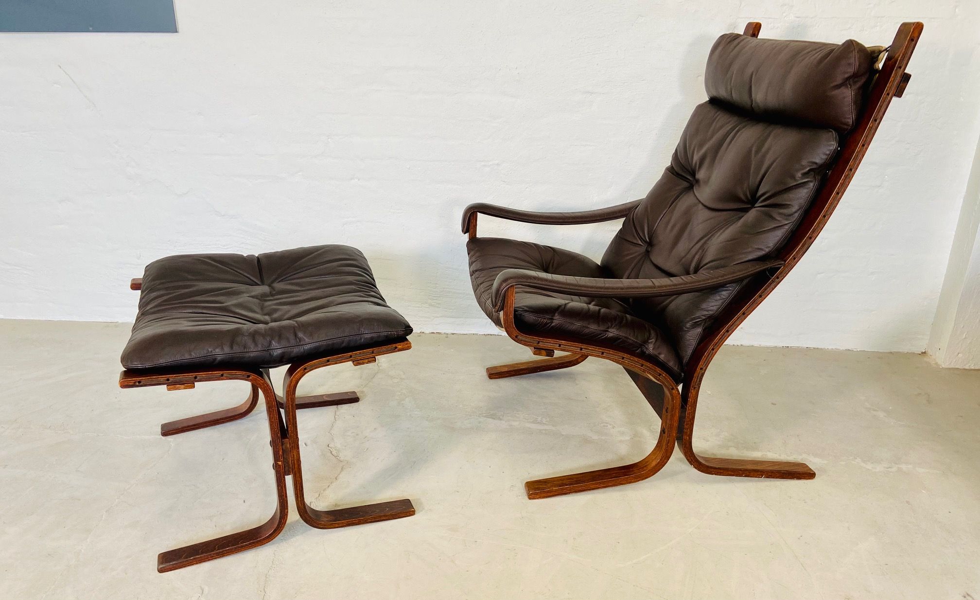 Vintage norwegian leather seista chair & ottoman by ingmar relling