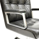 P126 armchair Osvaldo Borsani for Tecno 1966