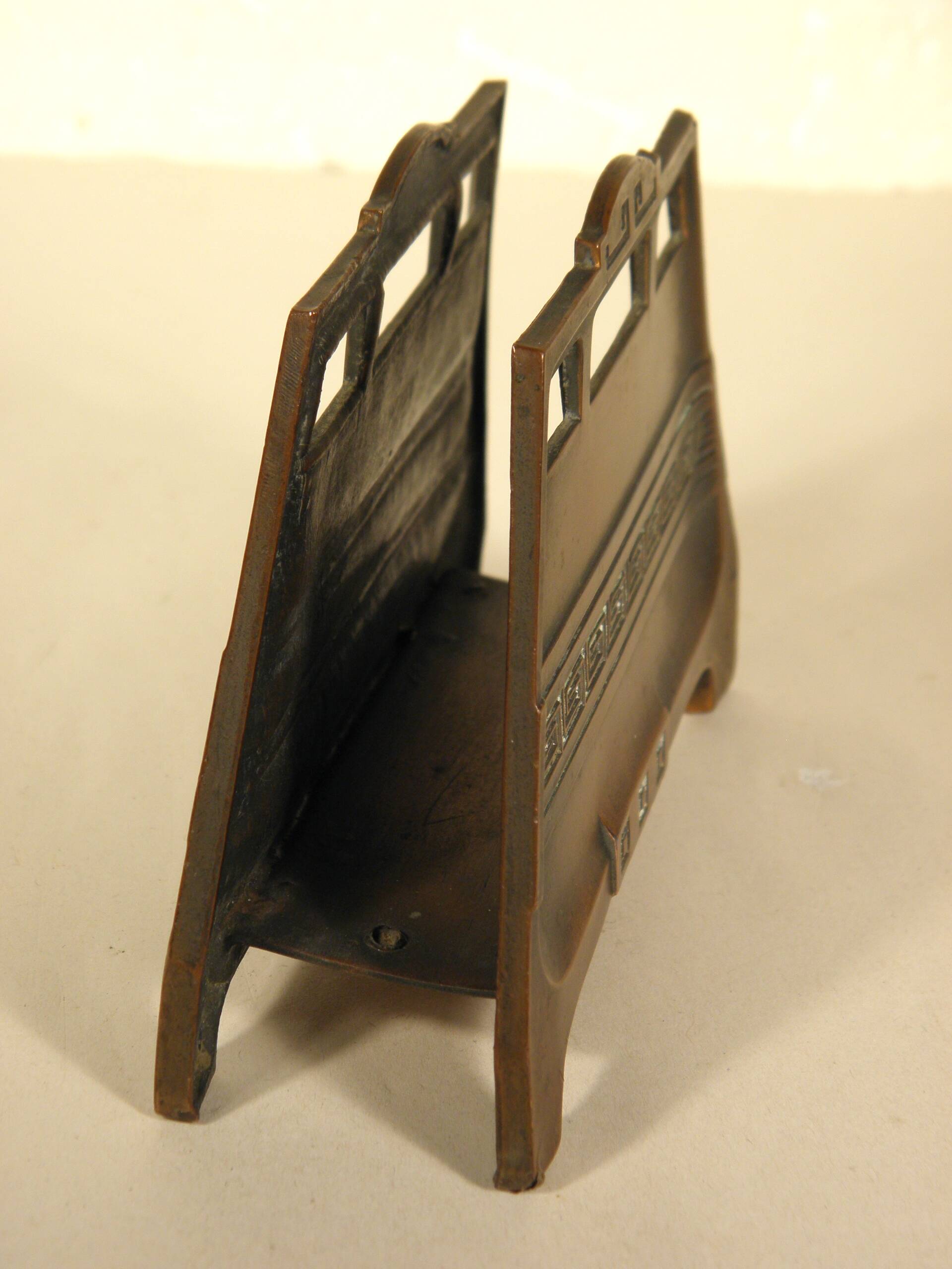 Arts and crafts letter holder