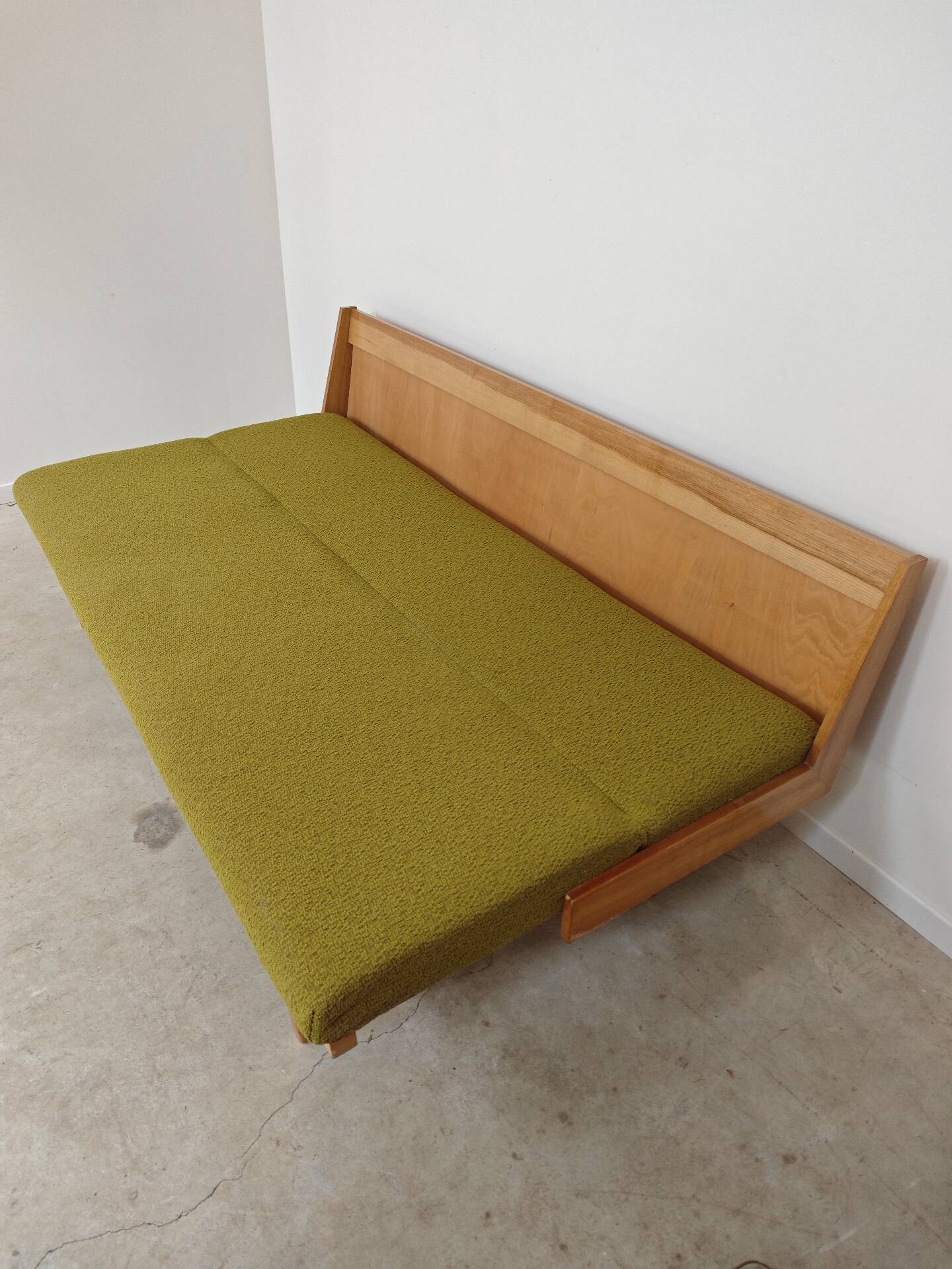 Folding daybed green Interier Praha Ex Czechoslovakia