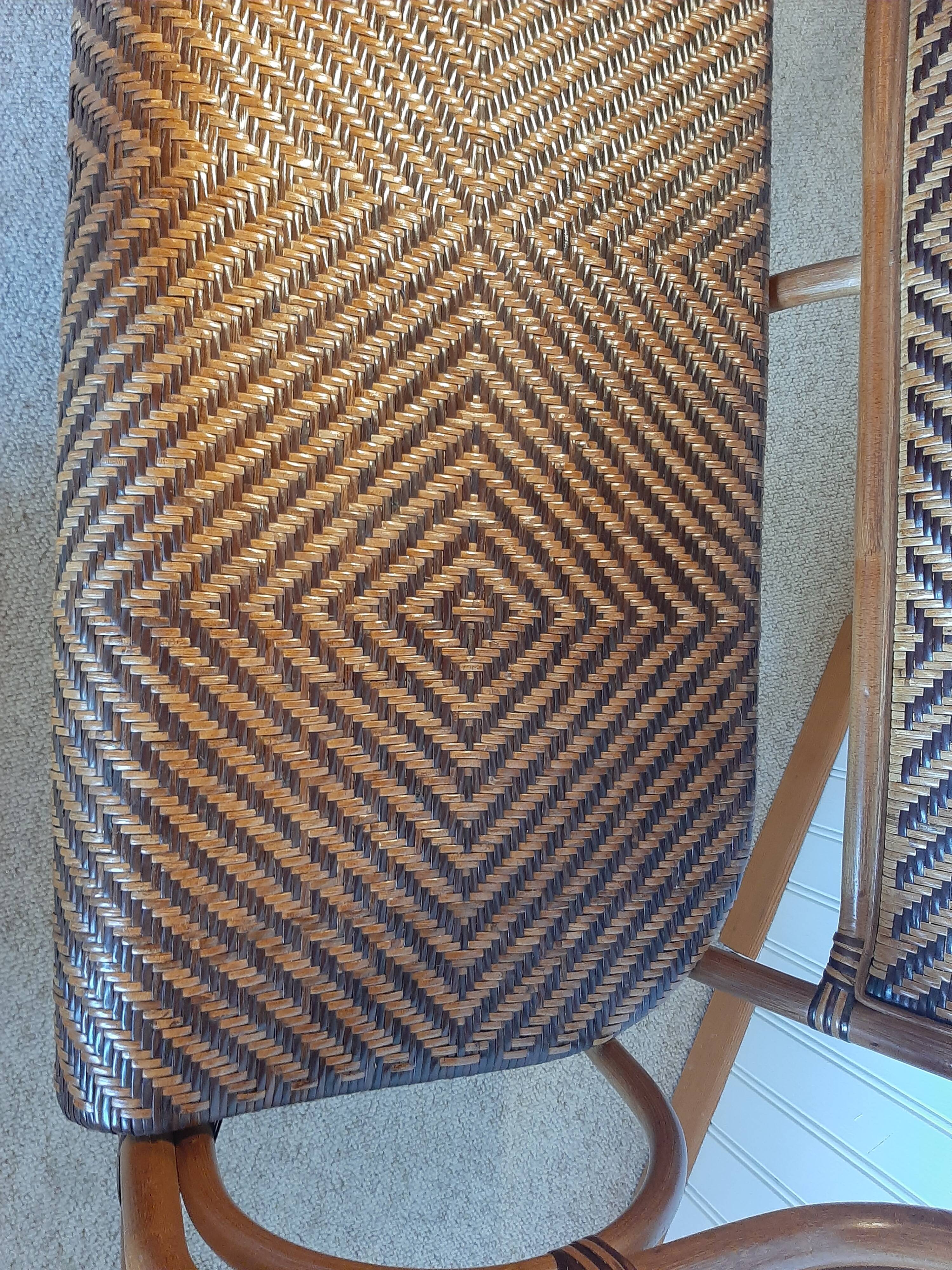 Vintage -Braided rattan sofa - chevron pattern