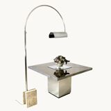 Une table carrée, Italie années 70.