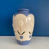 Ceramic daisy vase
