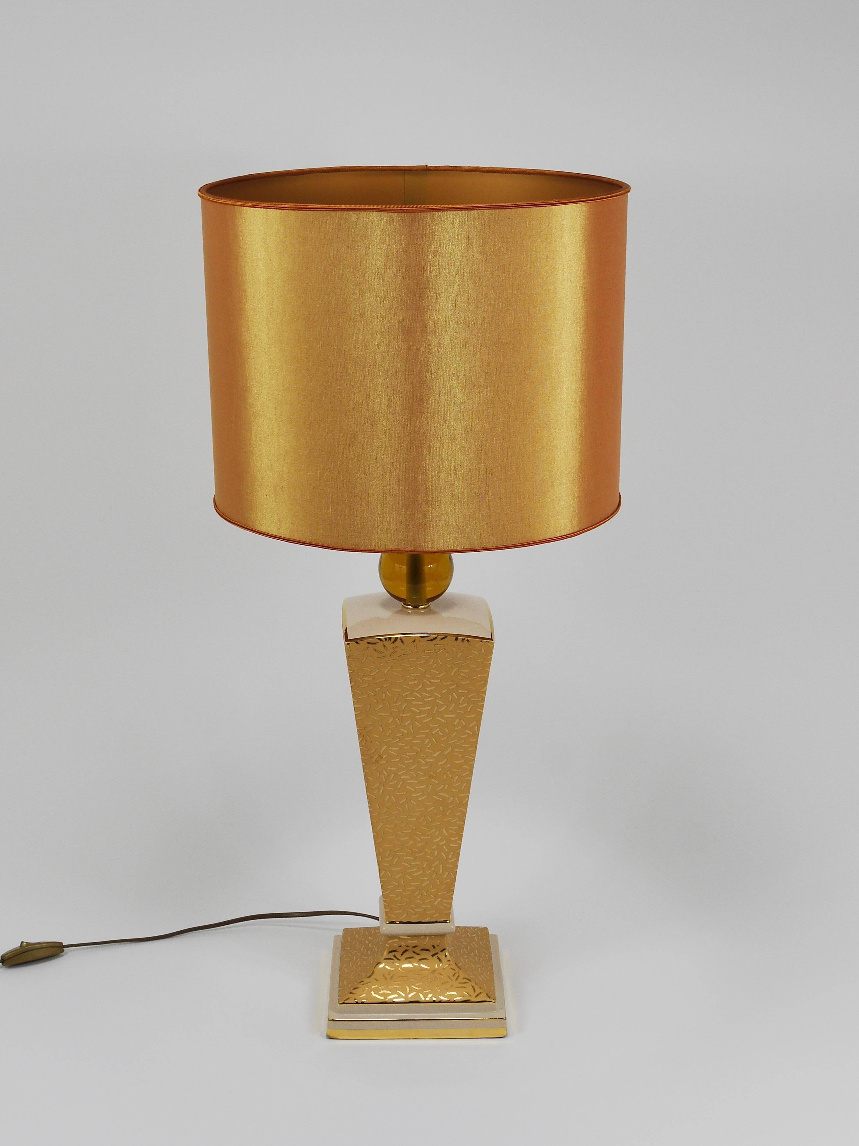 Lampe de table ou d'appoint en porcelaine de style post-moderne Memphis et Art Déco, Italie, années 1980