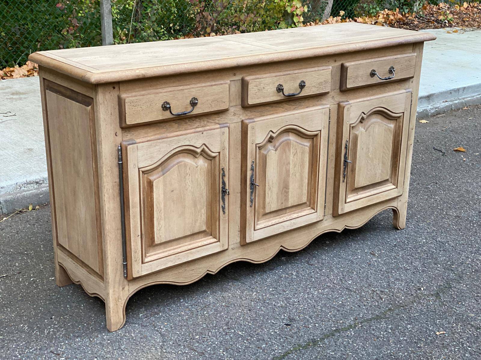 Renovated sideboard in solid oak from the 19th century, 190cm.
