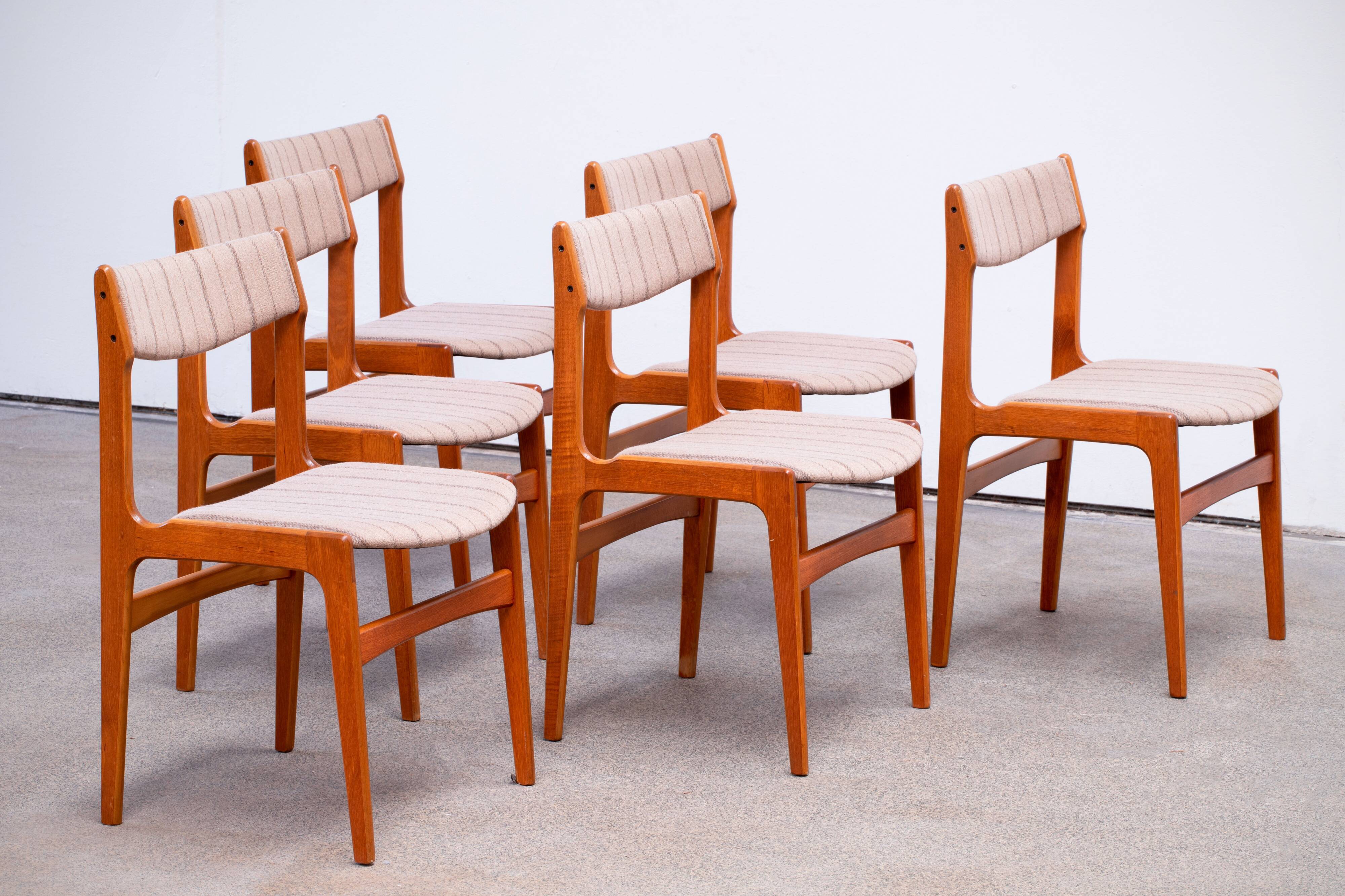Set of 6 Scandinavian chairs vintage solid teak and wool 1960