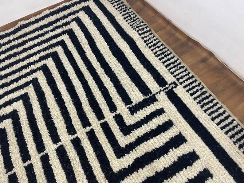 Large handmade pure natural wool Berber rug size 3/4 m
