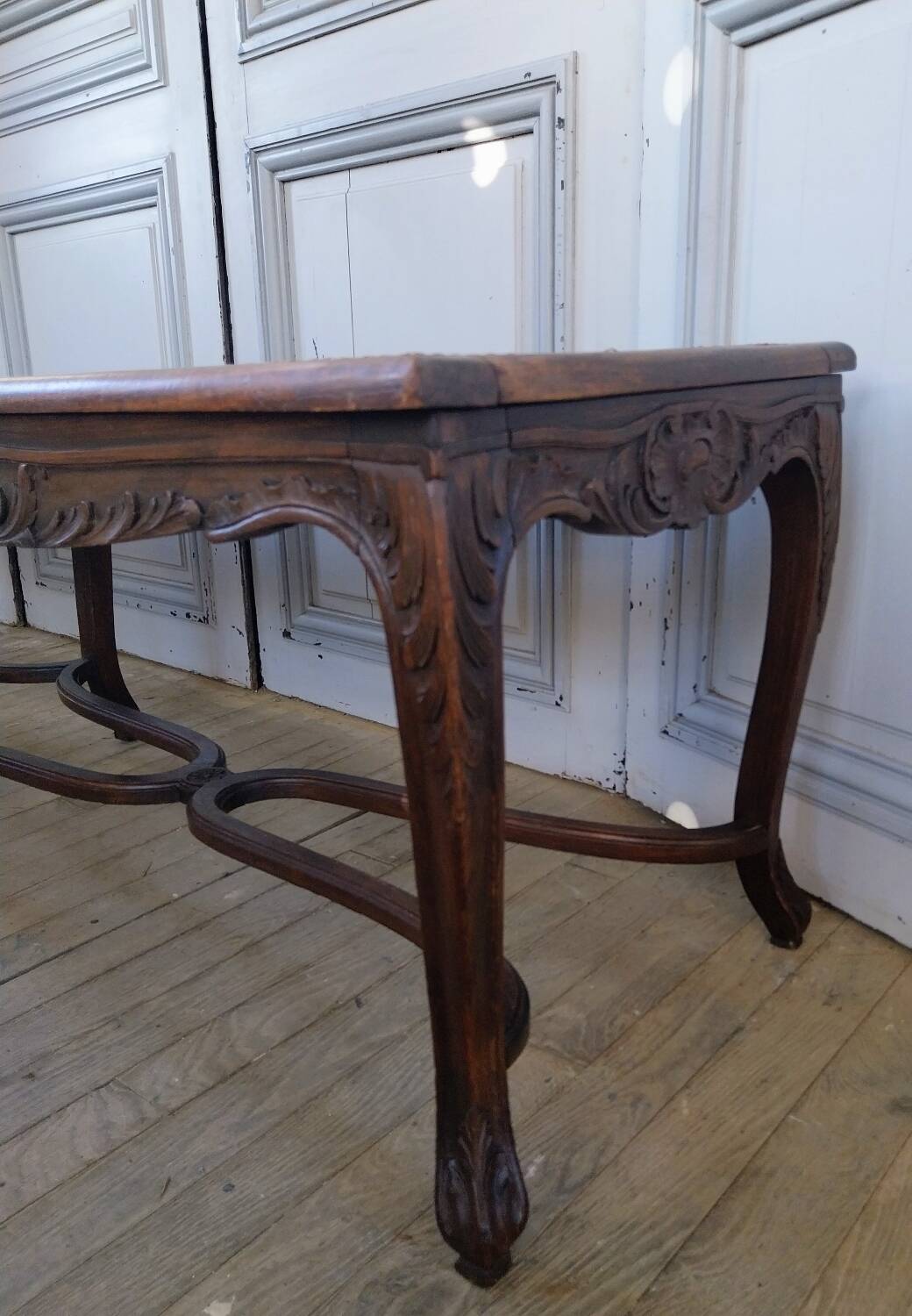 Louis XV style bench with cross-braced design