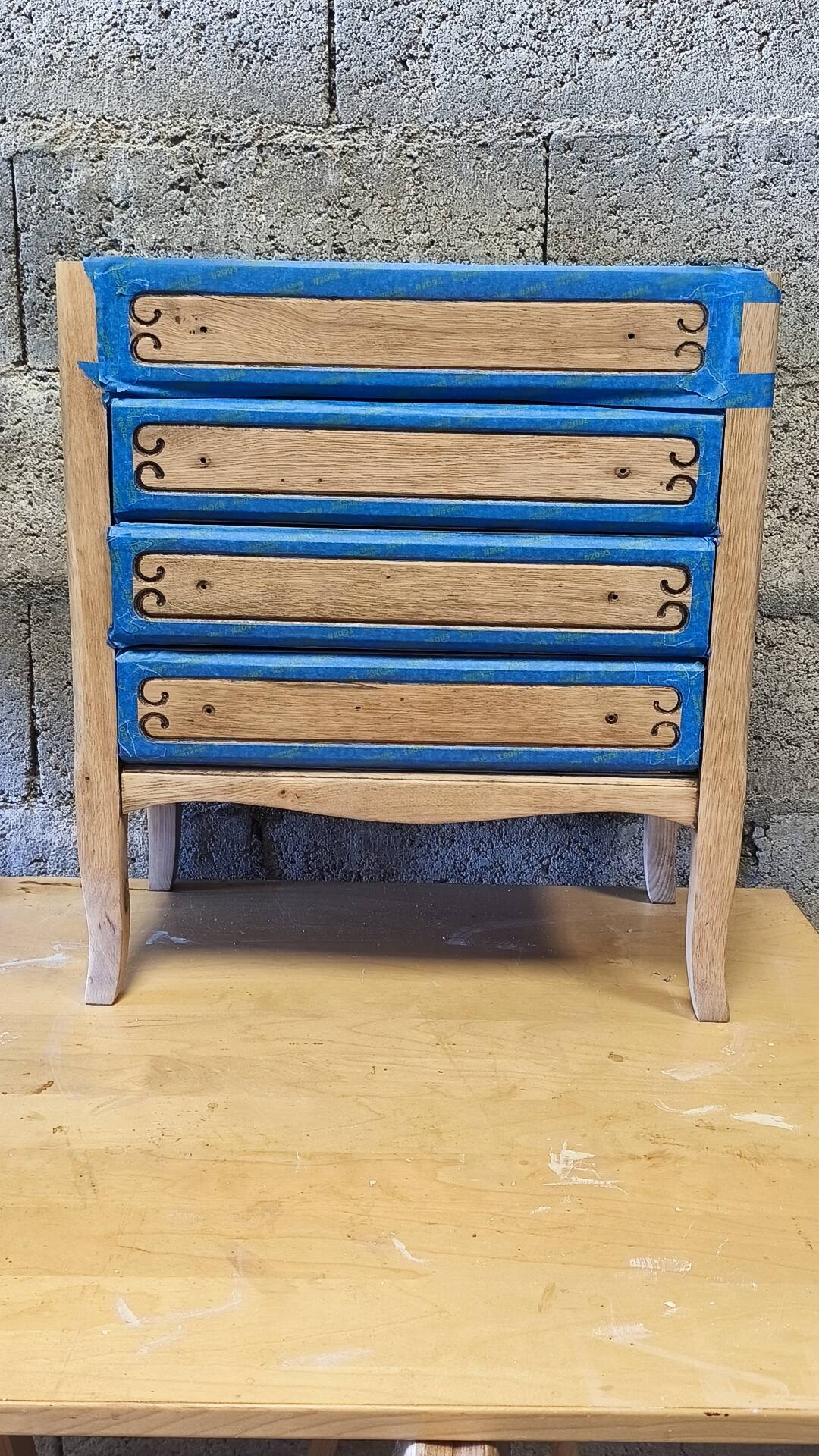 Small chest of drawers/nightstand