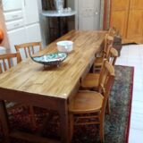 Farm table