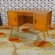 Bureau design vintage en hêtre année 1960.