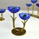 Bougeoirs en laiton massif et en verre artistique bleu cobalt par Gunnar Ander pour Ystad-Metall, Suède, années 1950.
