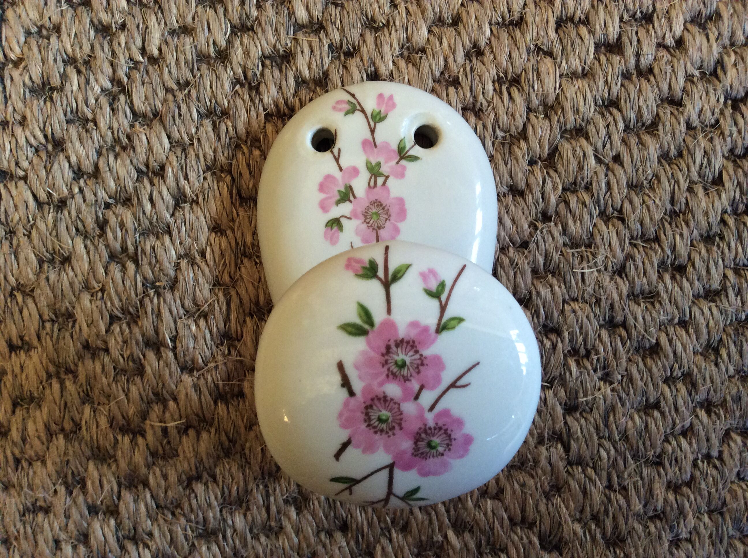 Patère en porcelaine