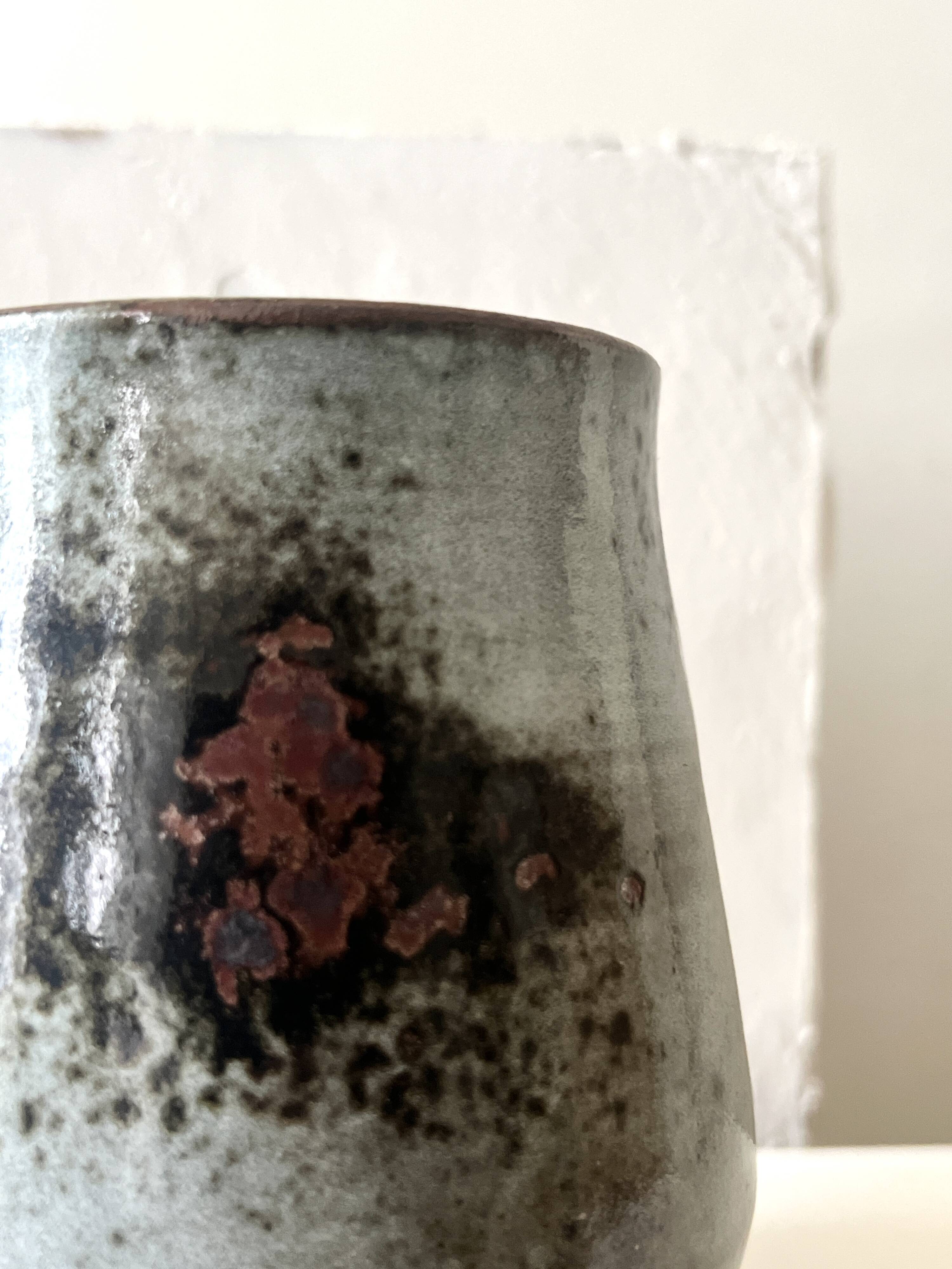 Ceramic vase from Grés du Loir, glazed and signed, Chantal & Thierry Robert 1970.