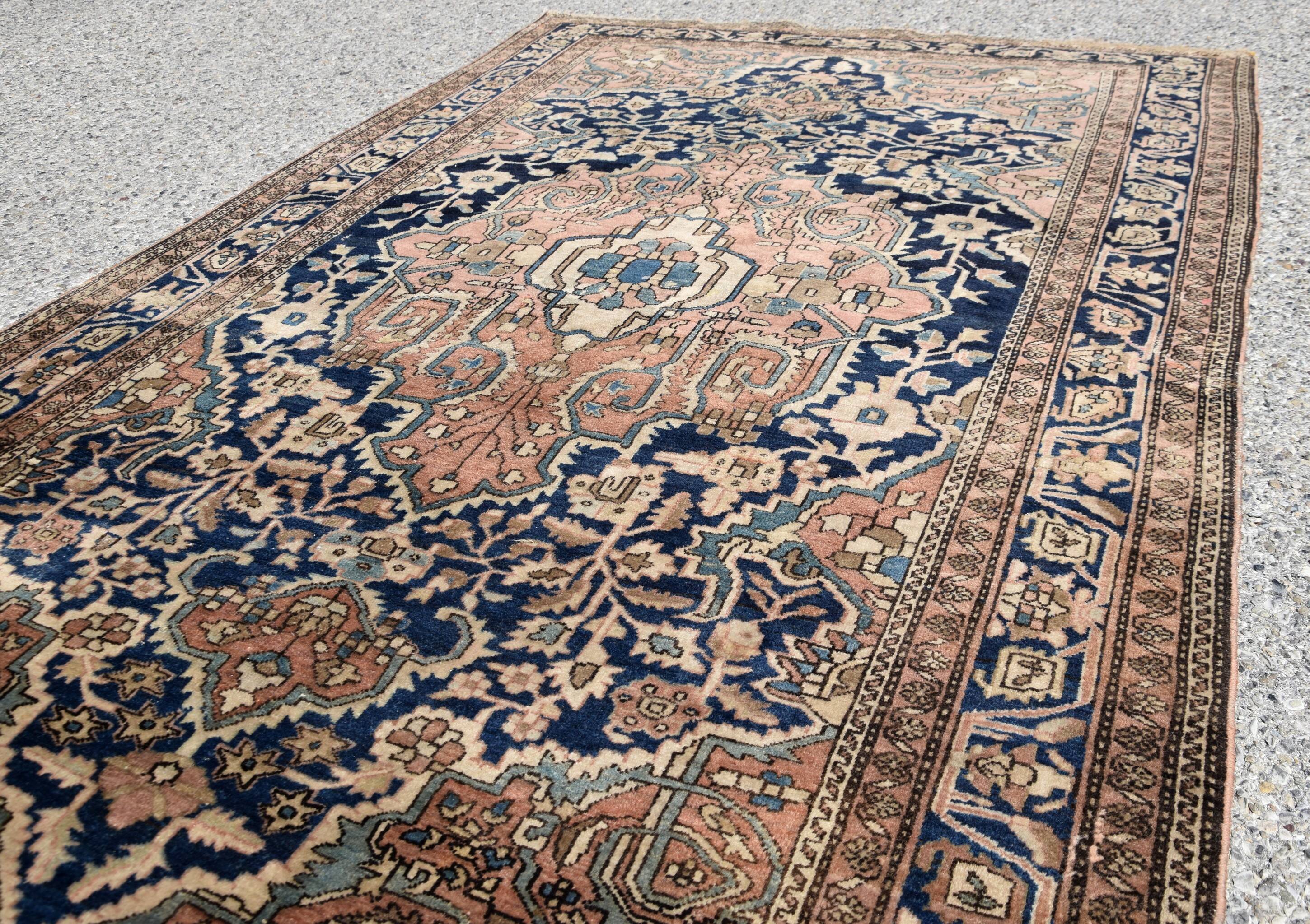 Ancient Iranian Oriental rug Sarouk 128x209 Metres