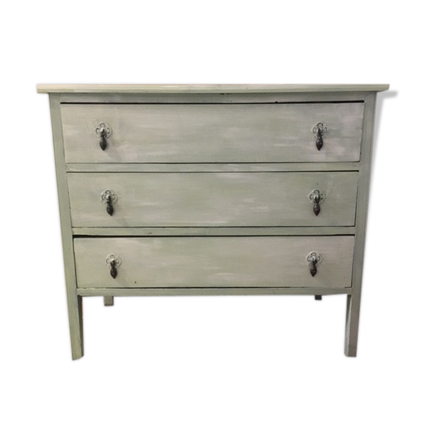 small chest of drawers