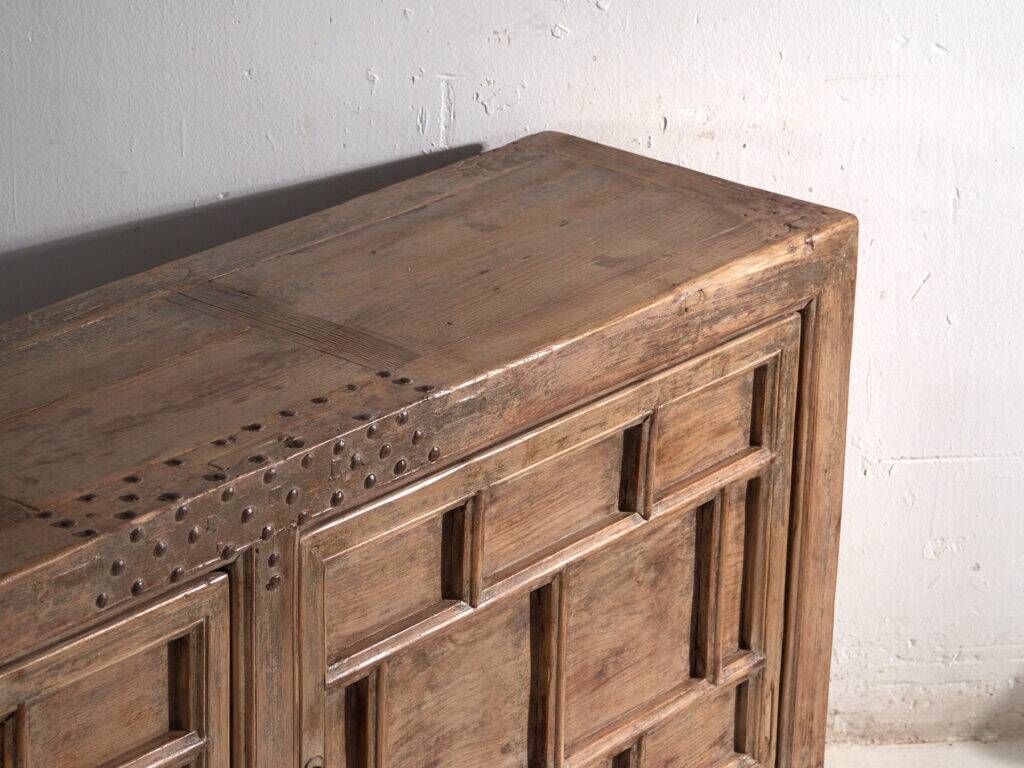 Antique pine panelled buffet – China, circa 1900