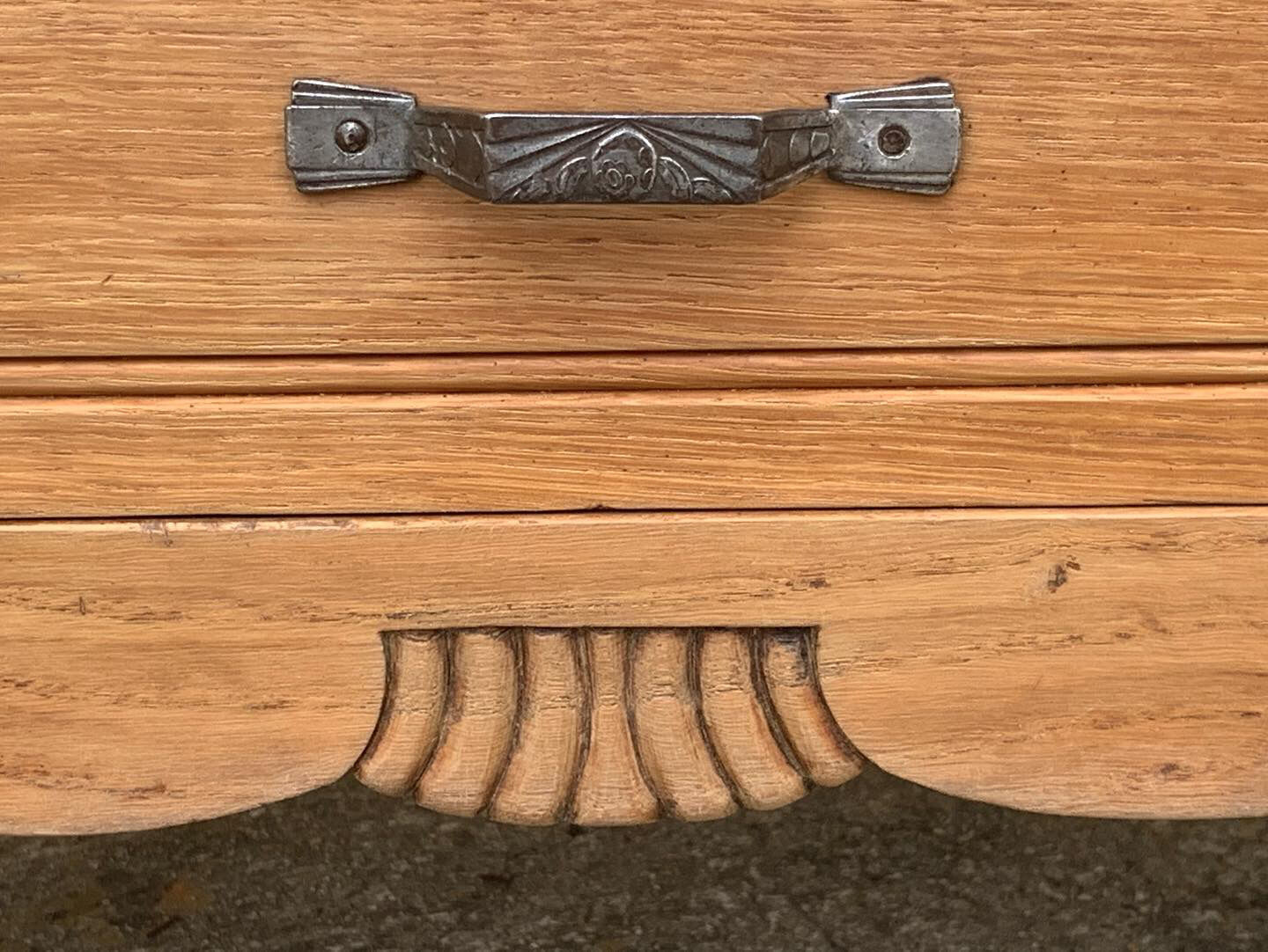 Commode Art déco chêne massif 1920