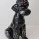 Grande sculpture de caniche noir kitsch vintage