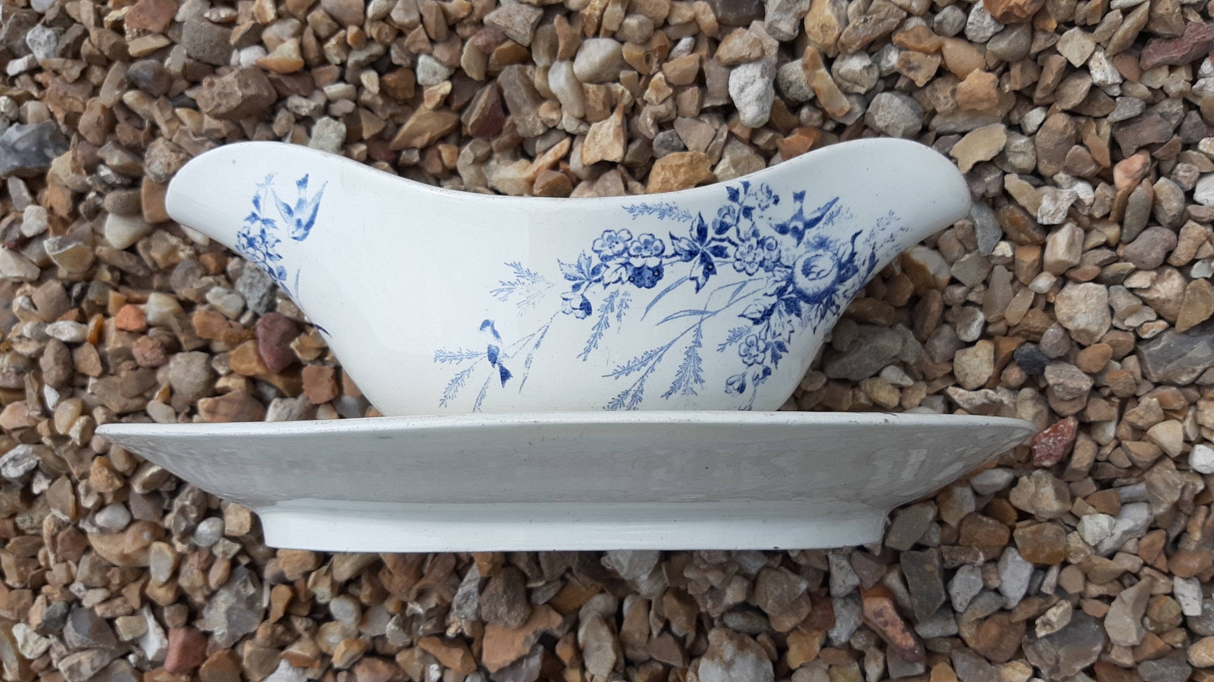 saucière iron land Creil and Montereau