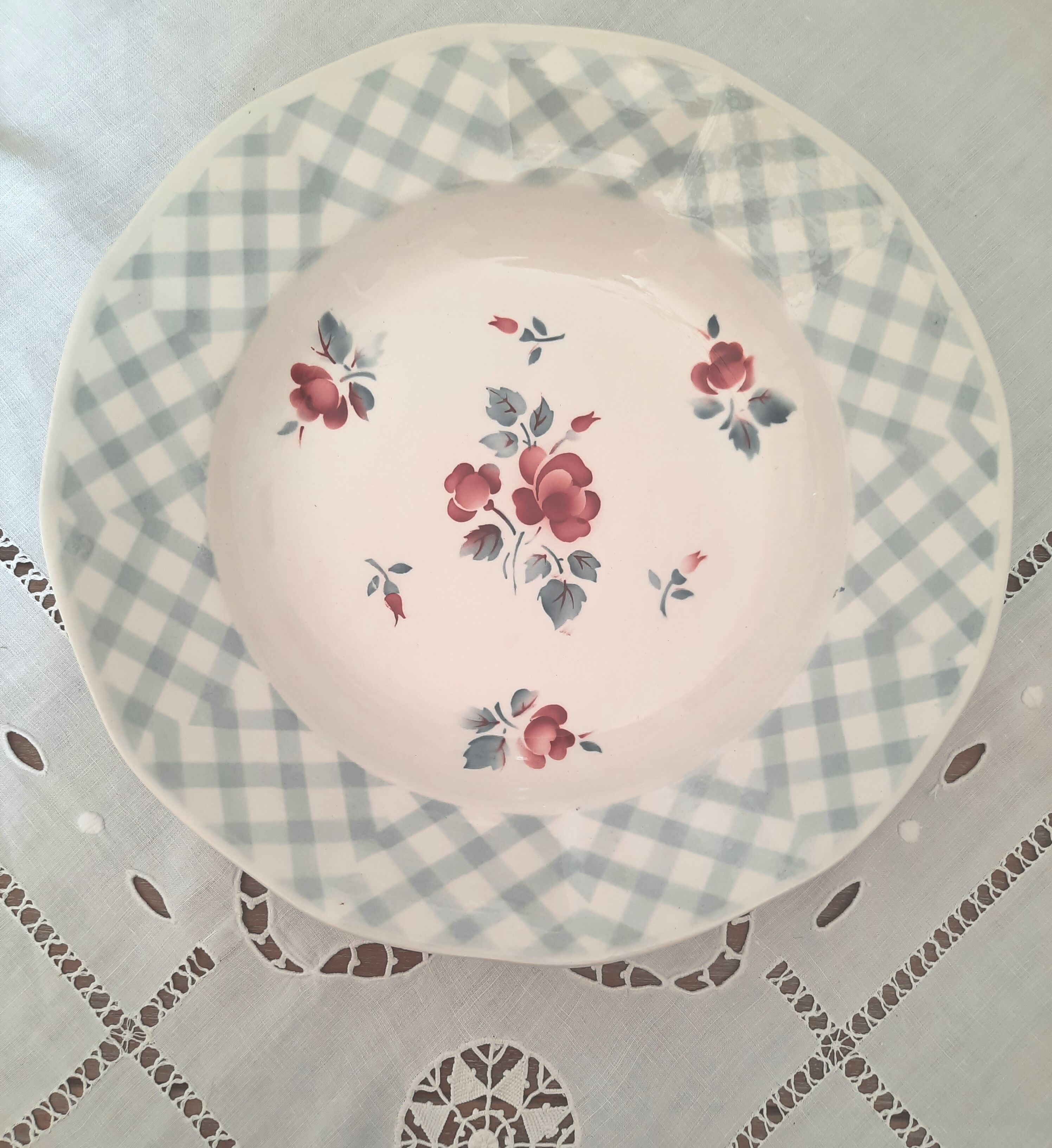 Mismatched old hollow plates