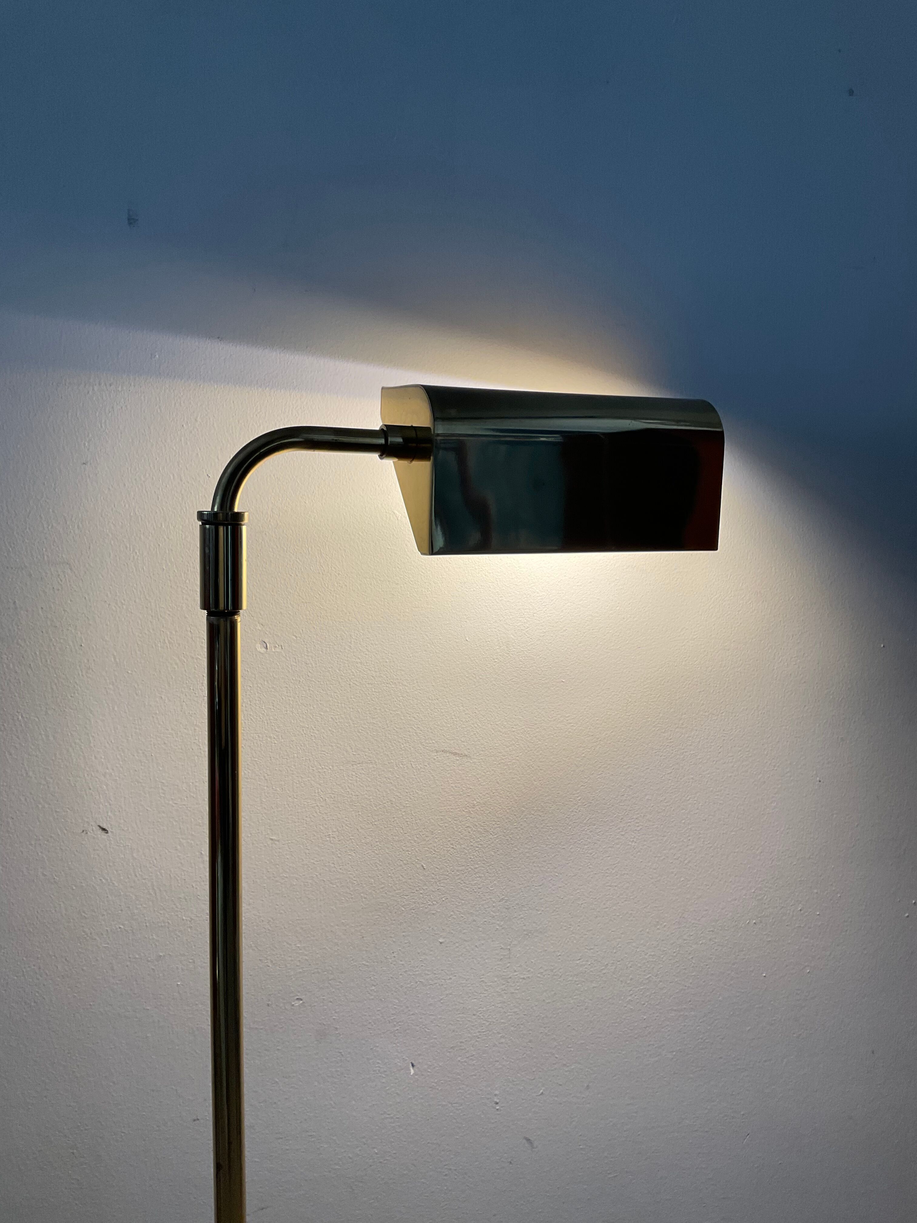 Deknudt brass e-reader floor lamp from the 70s