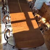Superb Victorian mahogany extending table with 12 chairs – Late 19th century