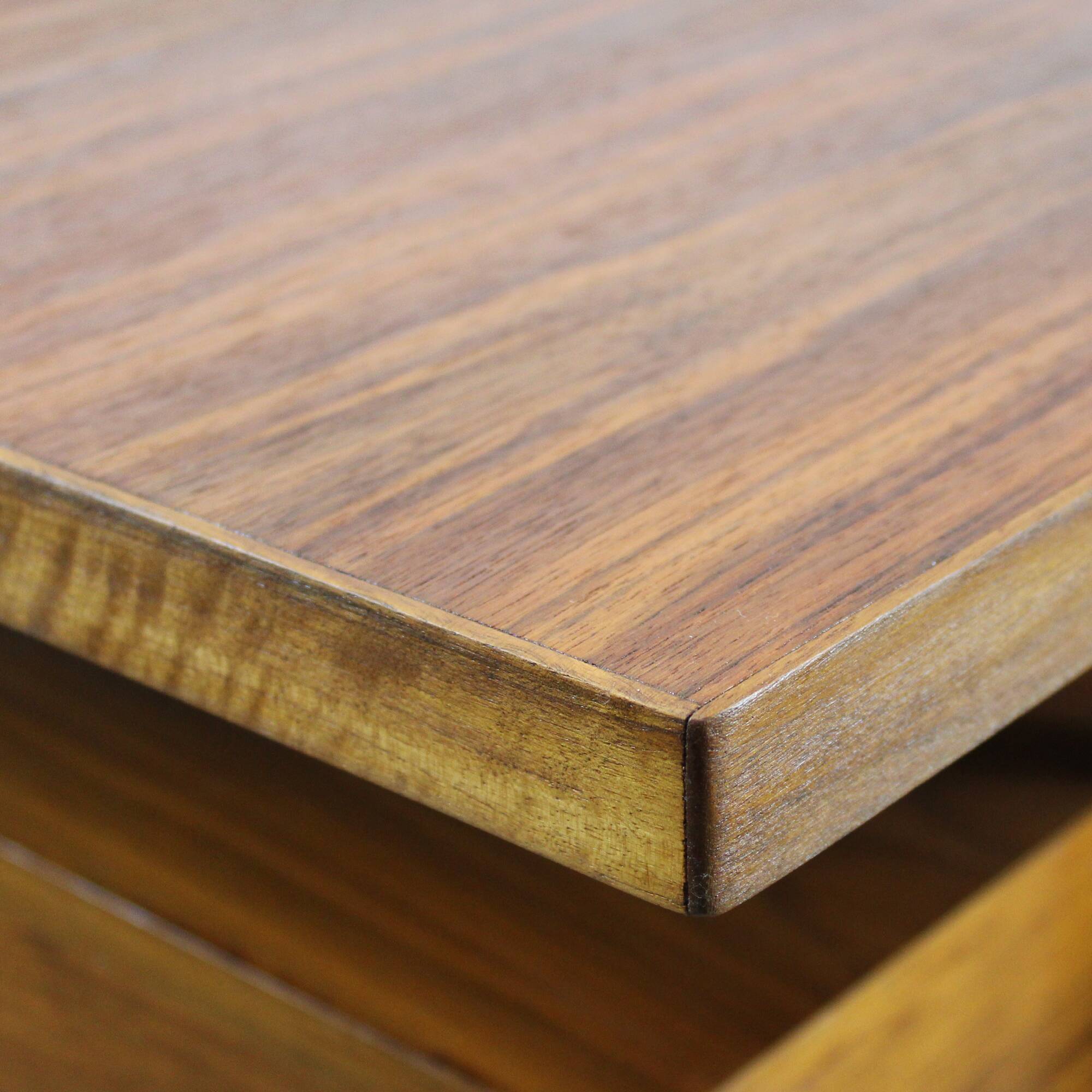 “Minor” model desk by Jean Domps, Trefac edition