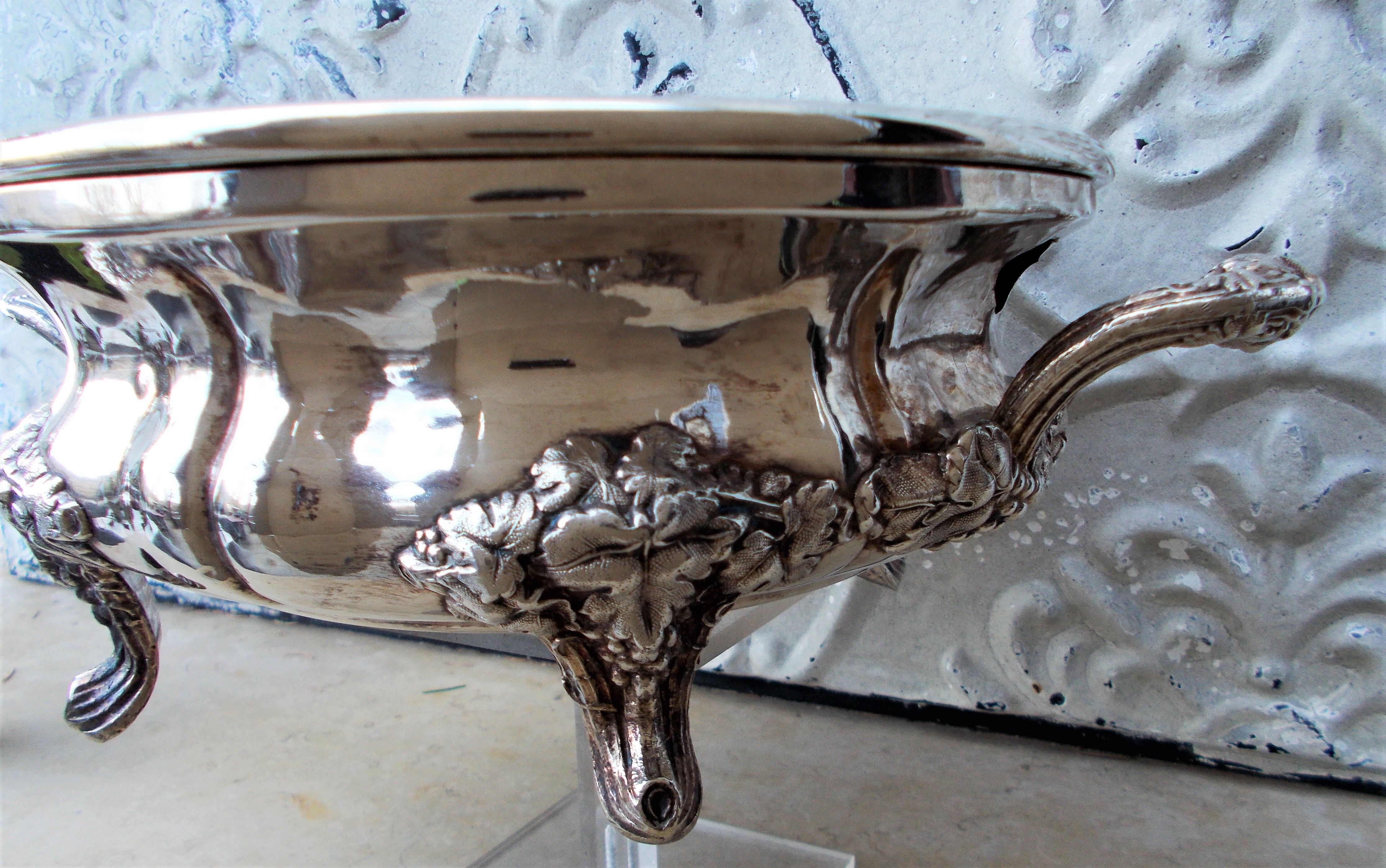 Antique silver-plated metal tealight with vine branch decoration