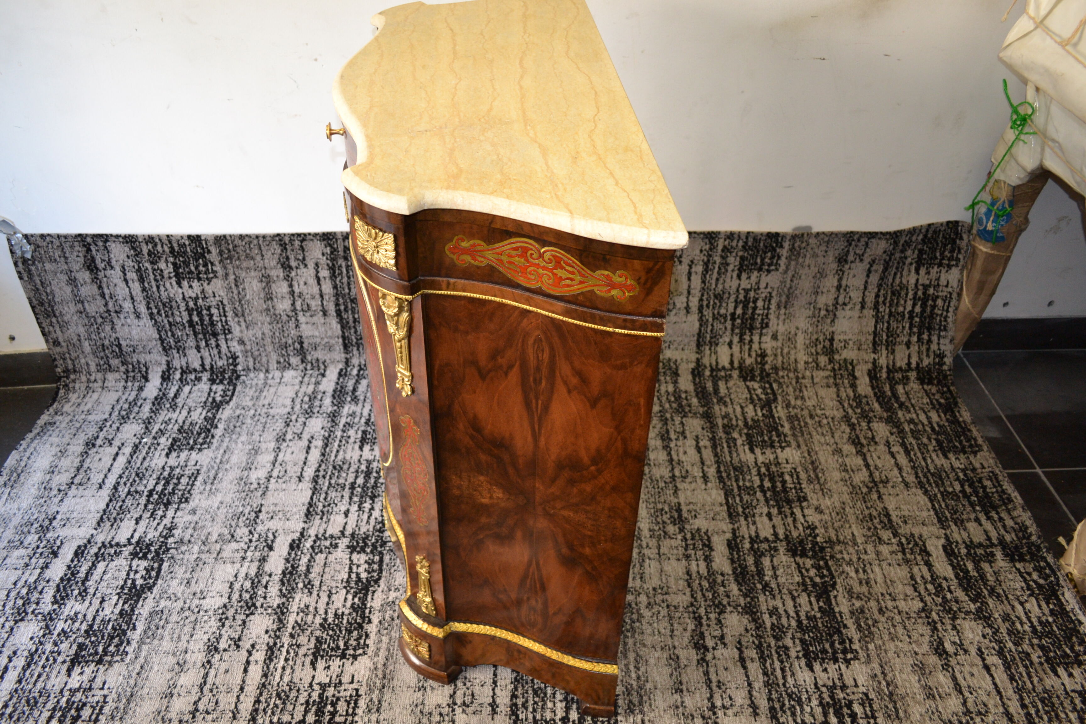 Magnifique bahut style boulle