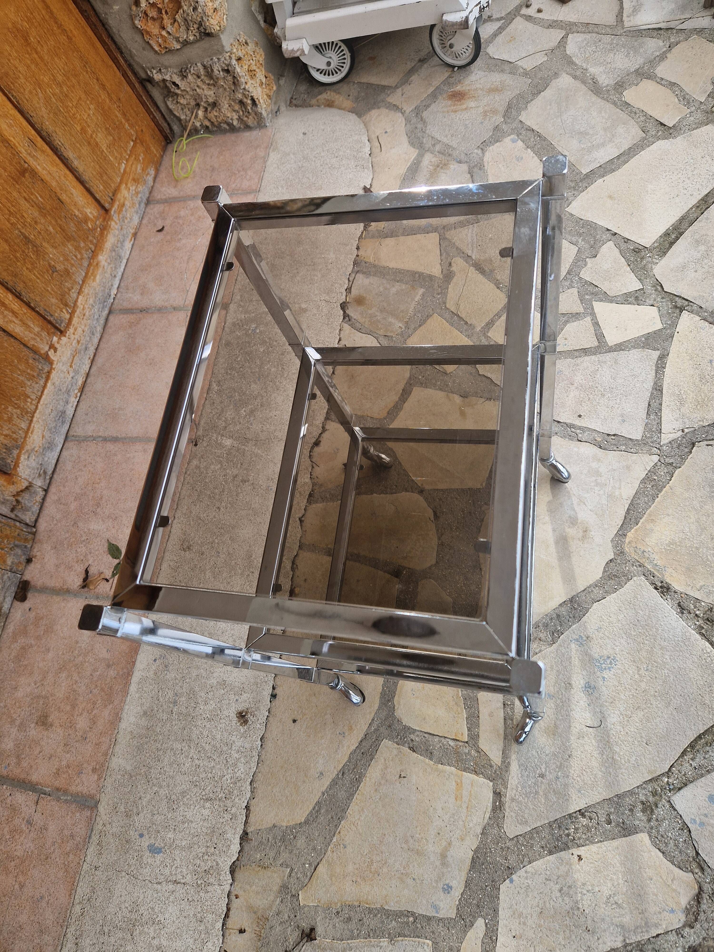 Vintage wheeled dessert table