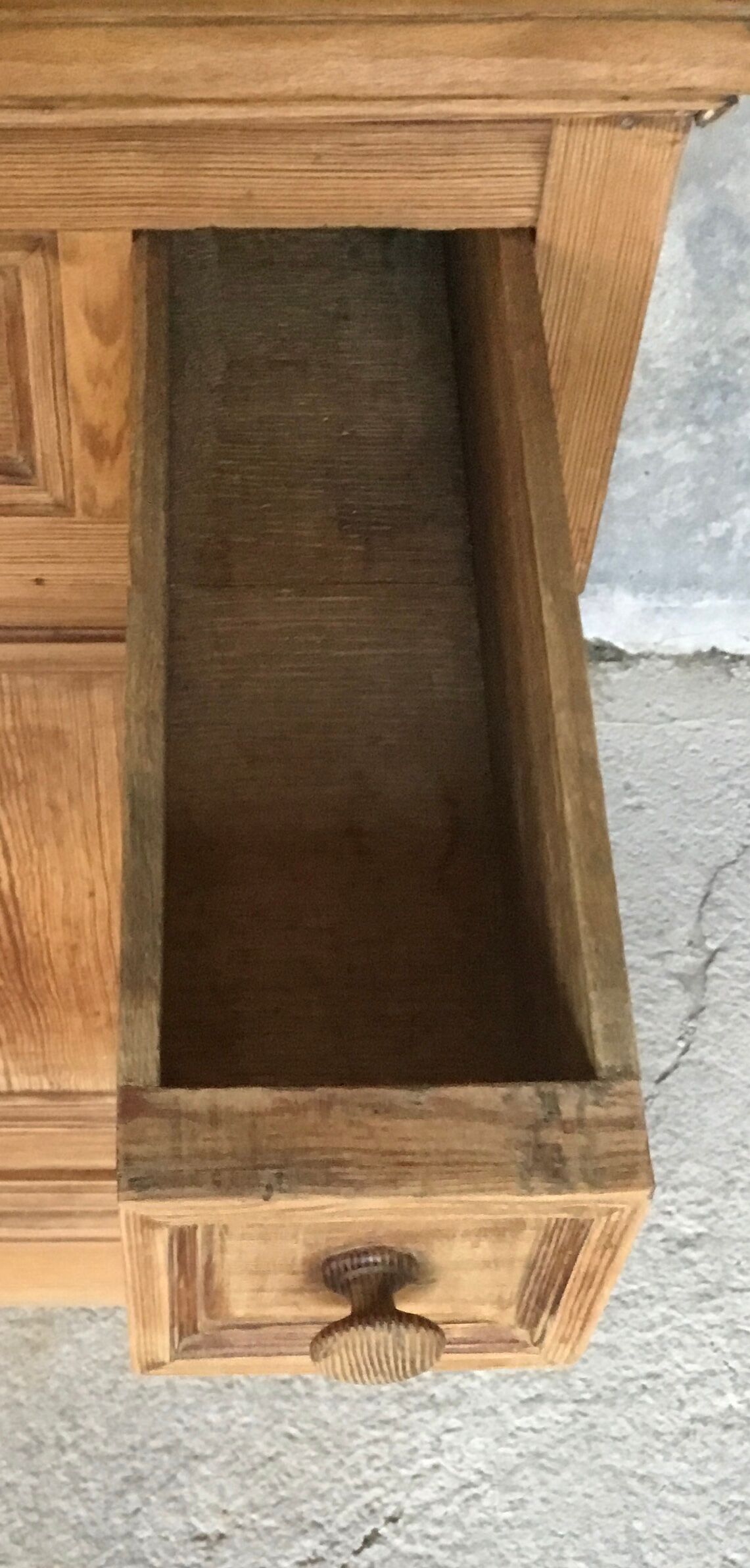 Counter or low sideboard in solid wood - craft furniture