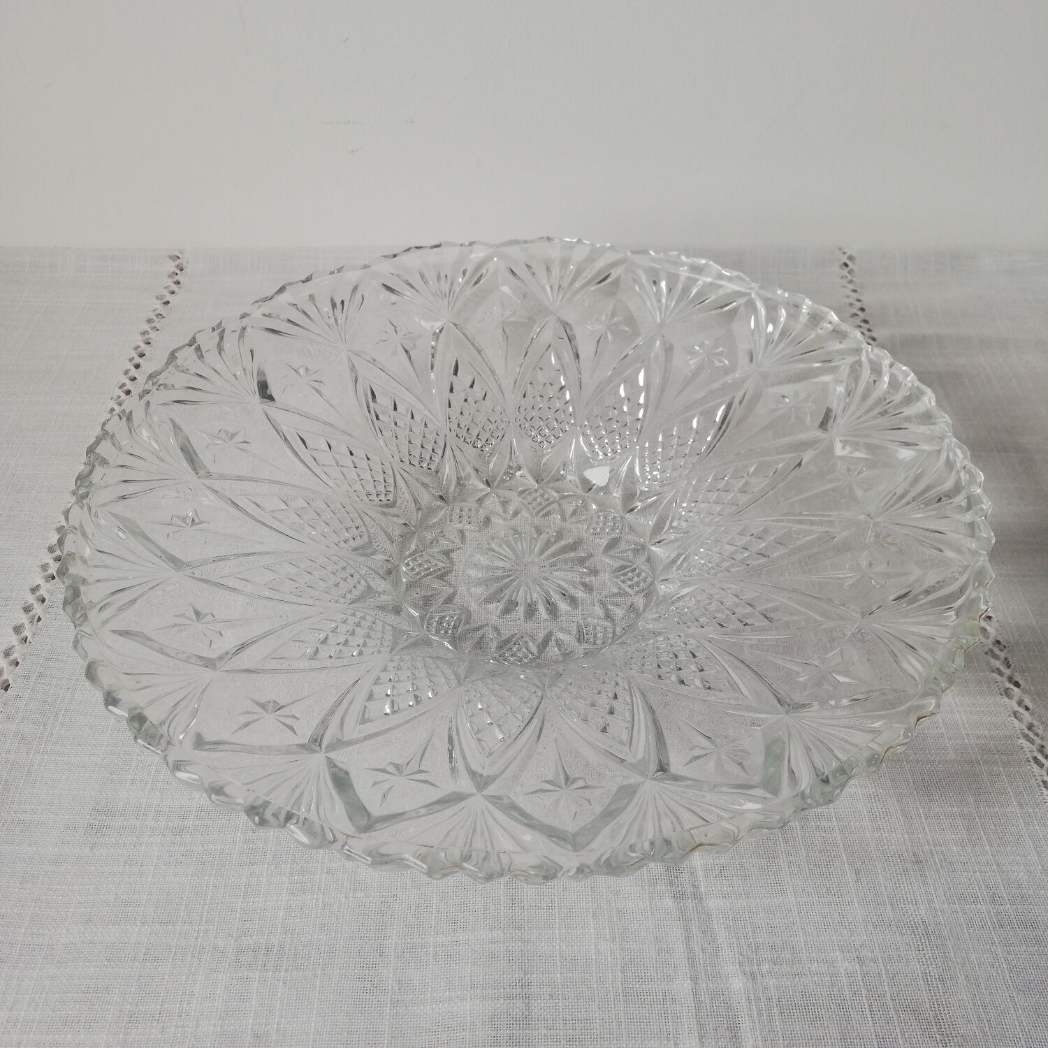 Chiseled glass dish